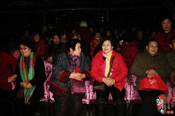 豫劇《朝陽(yáng)溝》銀環(huán)媽扮演者、著名豫劇表演藝術(shù)家楊華瑞，著名豫劇表演藝術(shù)家王素君