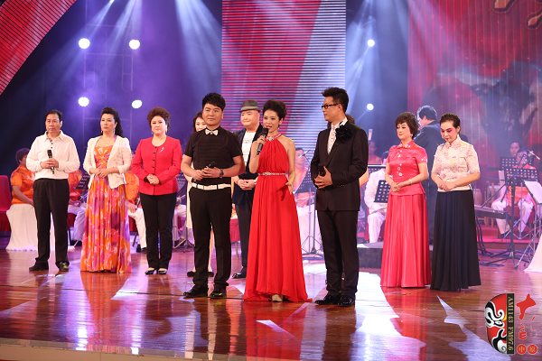 主持人：河南電臺(tái)戲曲廣播“當(dāng)家小生”月陽、河南電視臺(tái)9頻道徐雪、原中央電視臺(tái)著名節(jié)目主持人白燕升