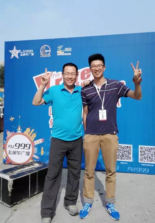 主播鄭強，這兩條大長腿，恩…適合去學游泳