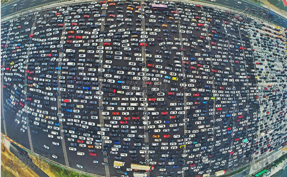滯留車輛航拍圖。