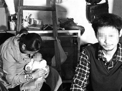 劉釗夫婦試圖將孩子送到“嬰兒安全島”未果，當(dāng)天下午，廣州宣布暫停試點(diǎn)