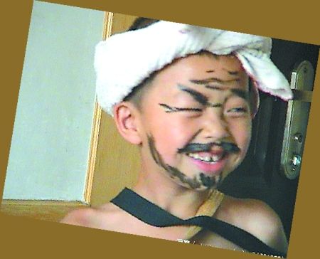 老鄉(xiāng)見老鄉(xiāng)，甭提多開心