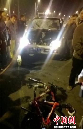 常州城管執(zhí)法車(chē)撞死學(xué)生交警稱(chēng)肇事人未逃逸（圖）