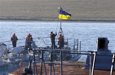 當?shù)貢r間2014年3月21日，克里米亞塞瓦斯托波爾，烏克蘭海軍登陸艦。