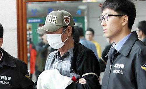 資料圖片：韓國檢方和警方聯(lián)合調(diào)查本部15日對(duì)“世越”號(hào)客輪的15名船員進(jìn)行逮捕起訴。