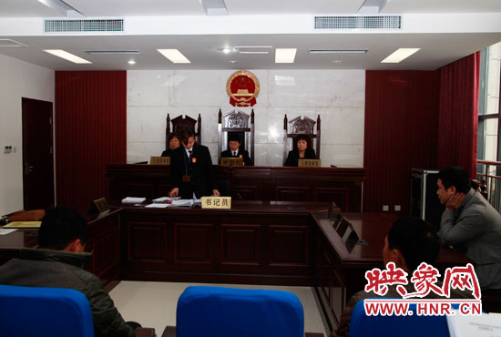 11月13日，金水區(qū)法院集中宣判了6起拖欠農(nóng)民工工資案件。