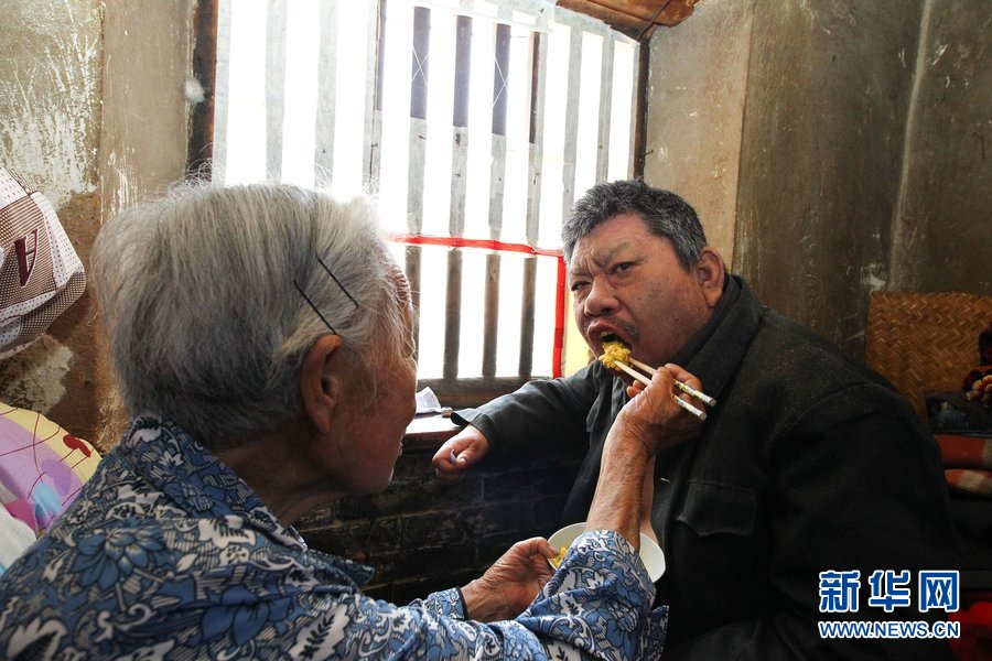 那些年，感動過我們的母親