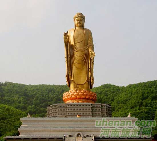 深秋去堯山賞紅葉、泡溫泉、拜大佛