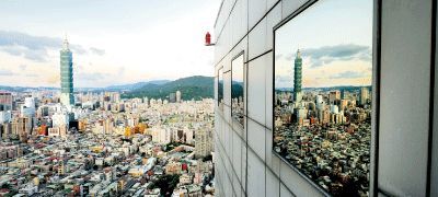  標志性建筑下面，臺灣的市井美食隱藏其中，待你尋找。