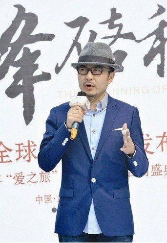 汪涵自曝年薪30萬(wàn)。