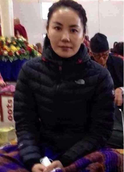 網(wǎng)友曝王菲現(xiàn)身泰國(guó)參加禪修班。