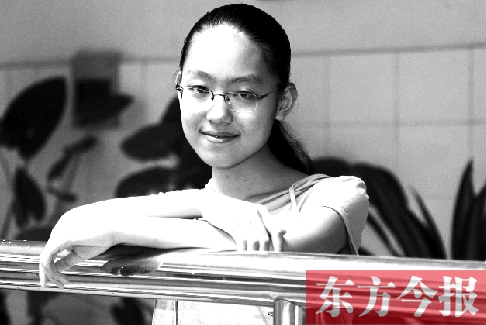 祁瑩就讀于鄭州外國語中學(xué)，她的夢想是當(dāng)一名外交官 邱琦/圖