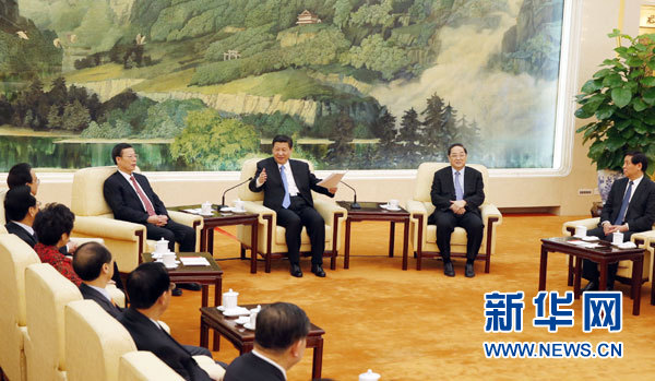 1月22日，習(xí)近平、俞正聲、張高麗等在北京人民大會(huì)堂同黨外人士歡聚一堂，共迎新春。