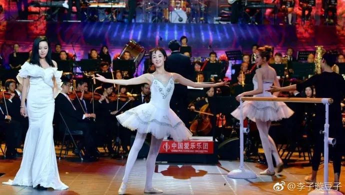 《創(chuàng)造101》主題曲公布，這個被吐槽油膩的c位是什么來頭？