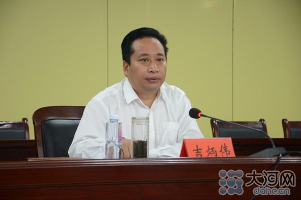 市長吉炳偉調(diào)研通許縣美麗鄉(xiāng)村建設工作