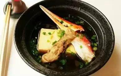 就一點(diǎn)兒紫菜跟生魚(yú)片 日料沒(méi)吃什么為啥還那么貴？