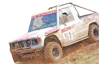 皮卡因既有轎車(chē)的舒適性，又有貨車(chē)的載貨能力，同時(shí)也具備較強(qiáng)的越野性能，深受廣大車(chē)友喜愛(ài)。