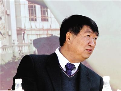 2012年12月，時(shí)任普洱市委書(shū)記的沈培平。圖/CFP