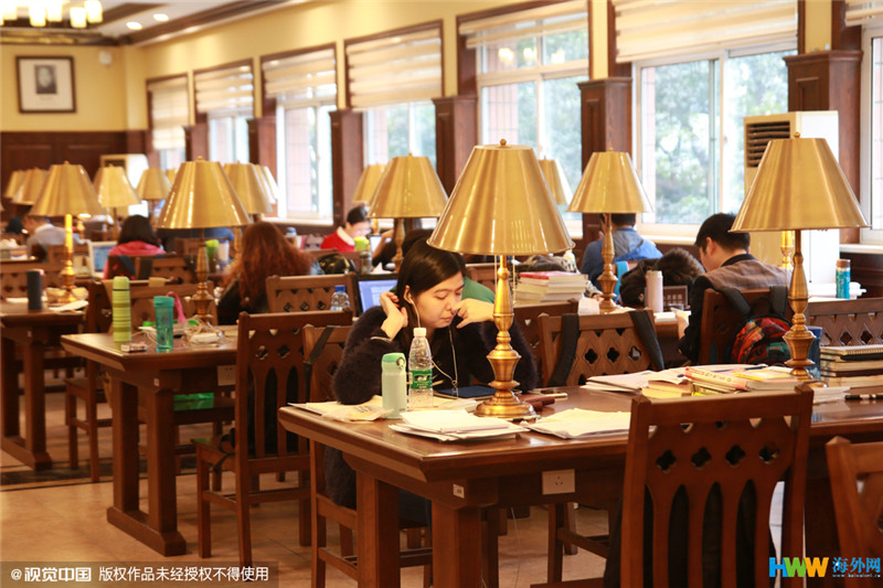 重慶大學改造翻新的“民國風圖書館”走紅網(wǎng)絡，引得無數(shù)網(wǎng)友點贊