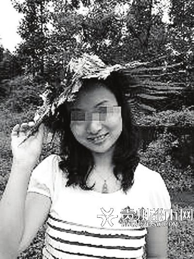 李某生活照。