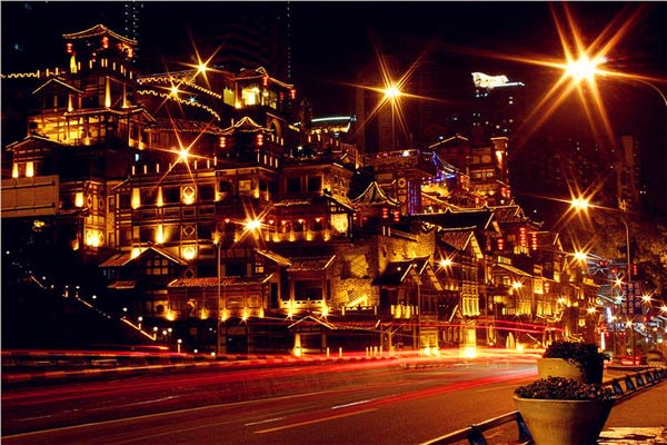 不要溫和地走進那個良夜 因為夜太美！