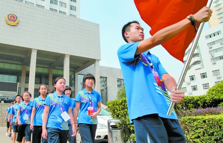 2012河南公安英烈子女夏令營(yíng)開營(yíng)