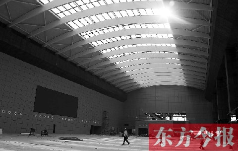 作為高鐵鄭州東站最重要的配套工程，鄭州綜合交通樞紐公路客運(yùn)站的裝修工作即將完成，預(yù)計(jì)今年9月底與鄭州