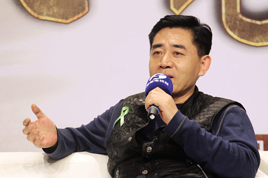 陳寶國(guó)：我感覺和河南很有緣分，和河南的觀眾也有親切感