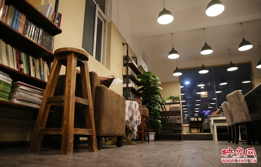 書店內(nèi)的裝飾。